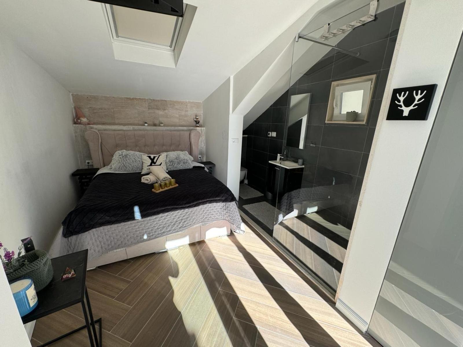 Luxury Apartment Martinis With Pool Split Dış mekan fotoğraf